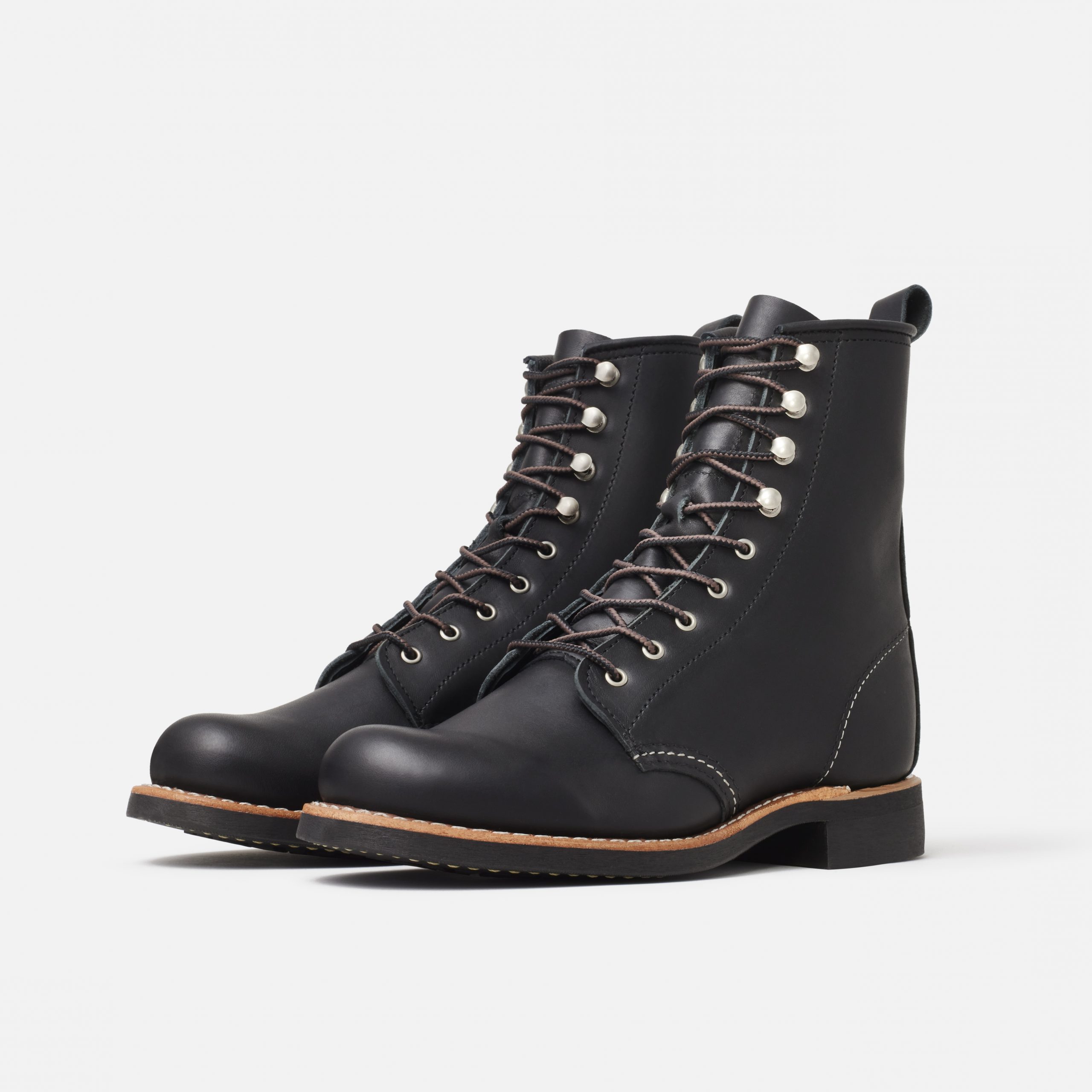 Red Wing Women’s Silversmith 3361 in Black Boundary